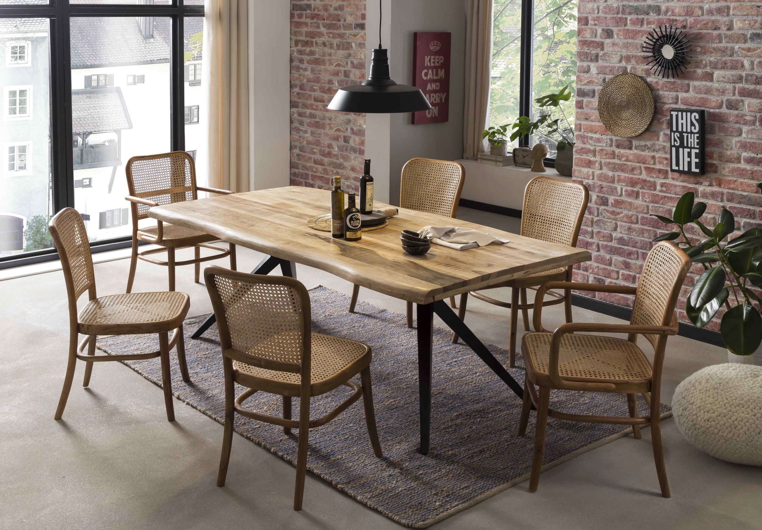 Gestell antikschwarz Gestell antikschwarz